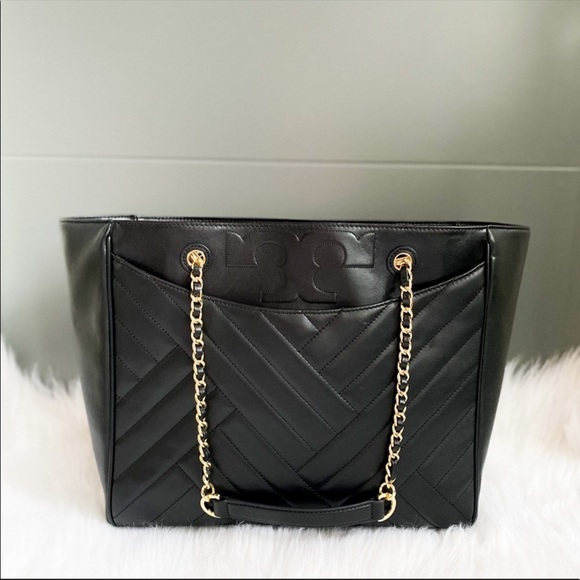 Tory Burch Handbags - NWT TORY BURCH Alexa Quilted Tote Bag BLACK GOLD